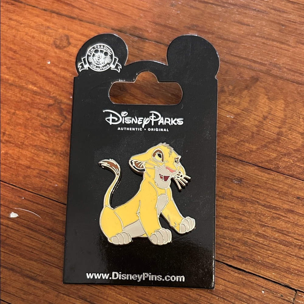 Disney Parks Simba Pin